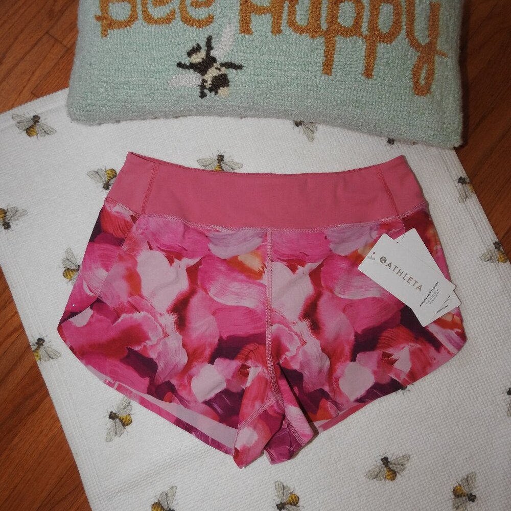 Athleta Run With It 3.5" Pink Shorts New!! SP